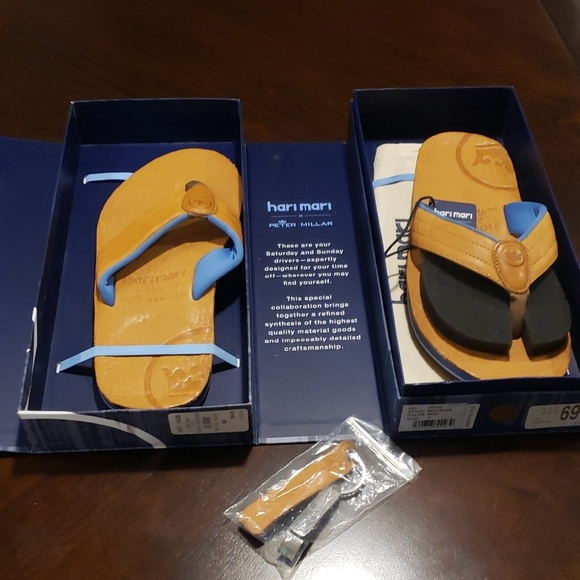 Peter Millar Tan and Blue Flip-Flops - Picture 1 of 2